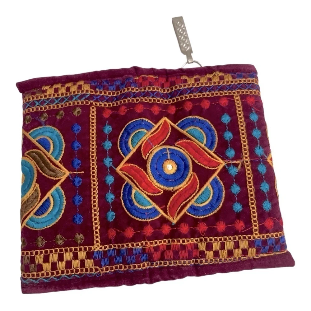 Traditional Ethnic Asian Velvet Mobile / Money Purse/ Bag w/Flower Embroidery